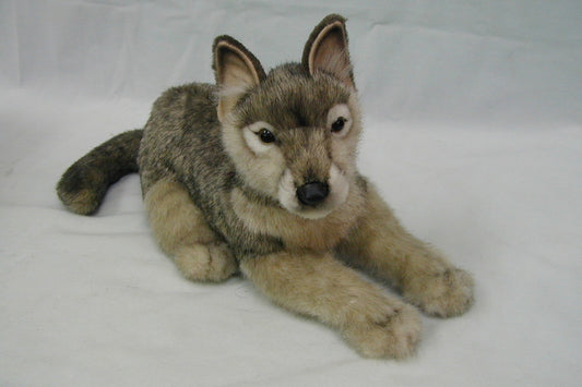 Hansa Creation | Gray Wolf Laying | Grå | ca. 34 cm - Bamsedyra AS