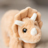 Triceratops 27 cm – beige | Teddykompaniet - Bamsedyra AS