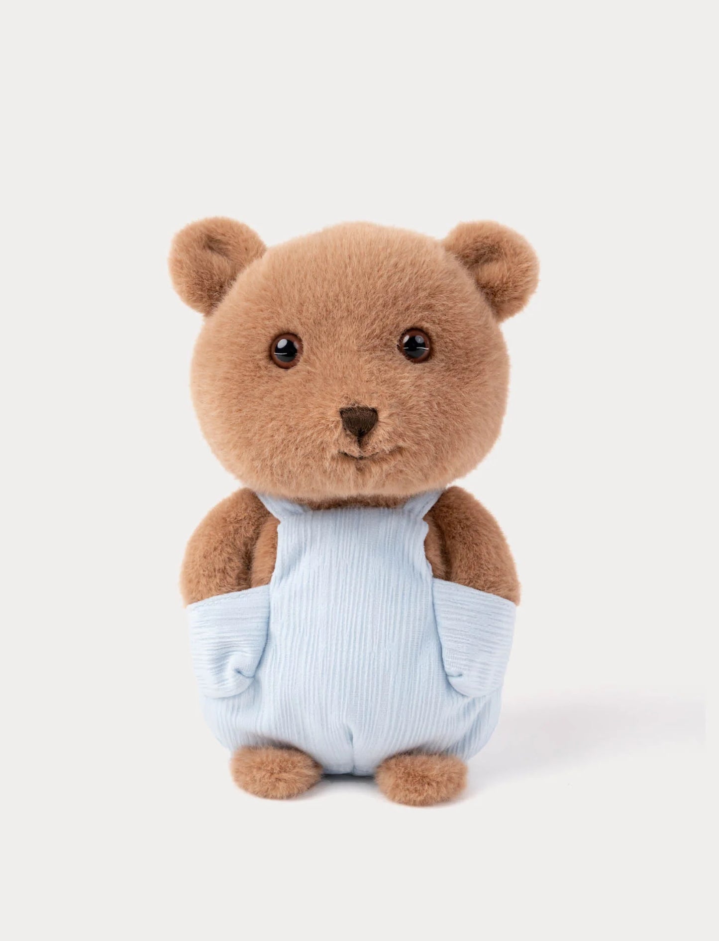 Teddykompaniet | Bjørn med snekkerbukse | 22 cm Side View - Bamsedyra AS