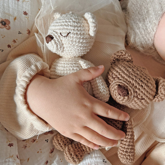 Heklet mini bamse Bo the Bear brun | Patti Oslo - Bamsedyra AS